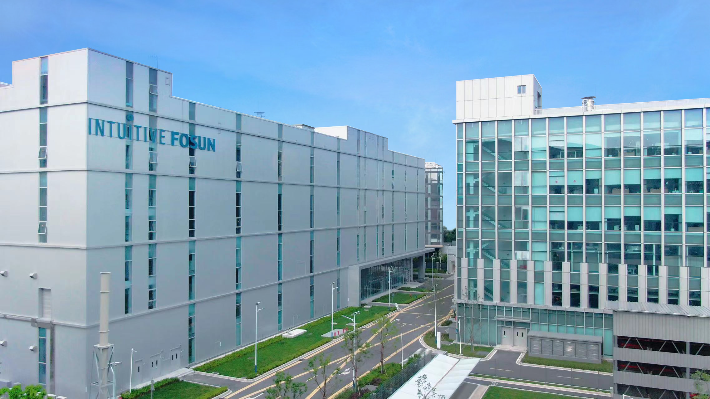 国产达芬奇手术机器人，亚太最大总部基地启用