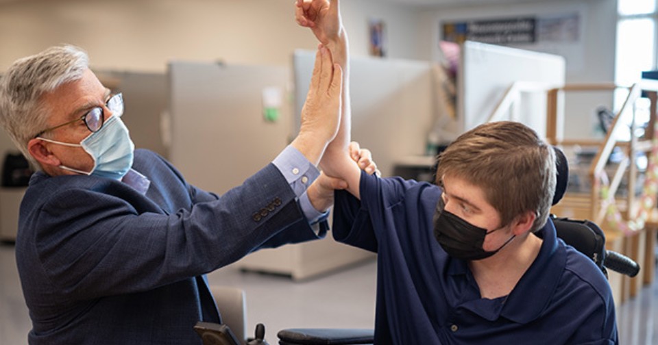 Capricor Therapeutics公司宣布外泌体疗法Deramiocel在DMD三期中取得积极成果